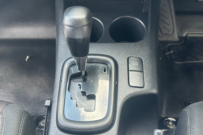 2018 Toyota Hilux SR