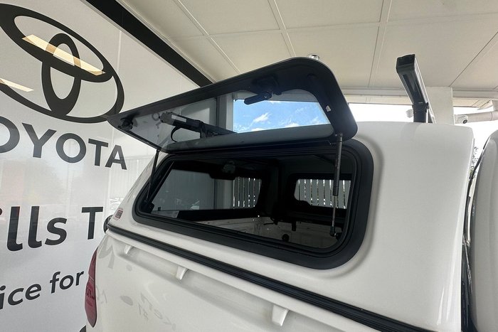 2018 Toyota Hilux SR