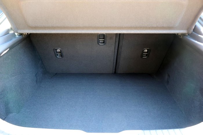 2025 Mazda 3 G20 Pure