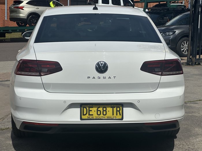 2022 Volkswagen Passat 140TSI Business