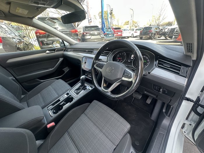 2022 Volkswagen Passat 140TSI Business