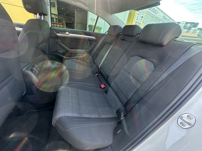 2022 Volkswagen Passat 140TSI Business