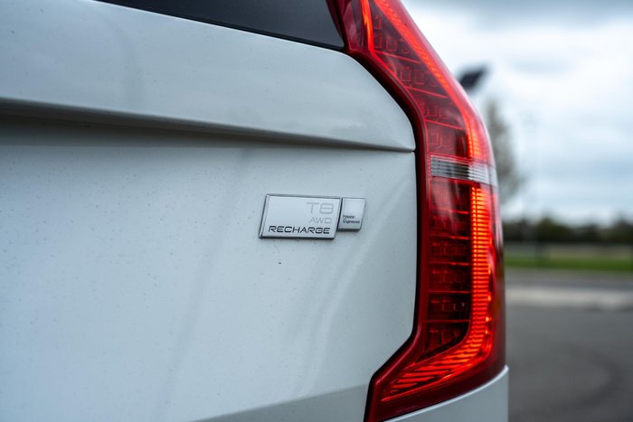 2022 Volvo XC90 Recharge Ultimate T8 Plug-In Hybrid