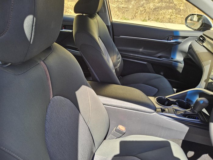 2019 Toyota Camry Ascent ASV70R Glacier White
