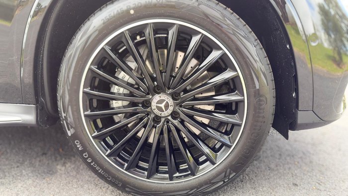 2025 Mercedes-Benz GLC-Class GLC300