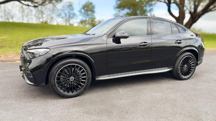 2025 Mercedes-Benz GLC-Class GLC300