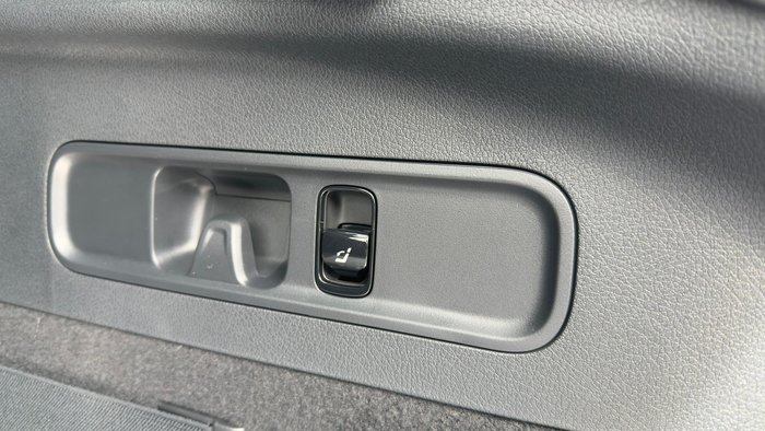 2025 Mercedes-Benz GLC-Class GLC300