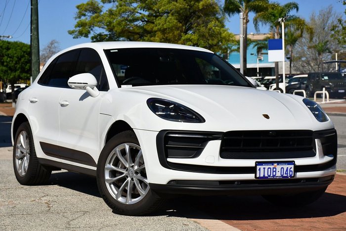 2022 Porsche Macan