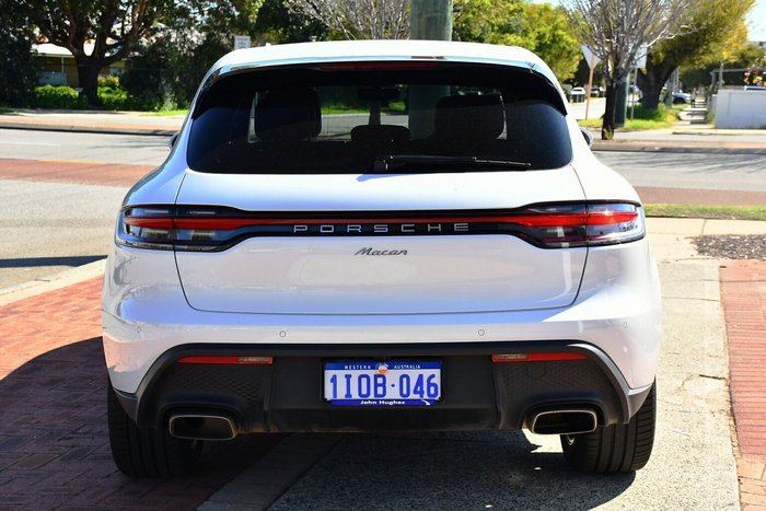 2022 Porsche Macan