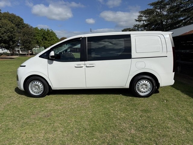 2023 Hyundai Staria US4.V2 STARIA LOAD 2S 2.2D LIFTBACK AUTO (SZF22FC5JPP389)