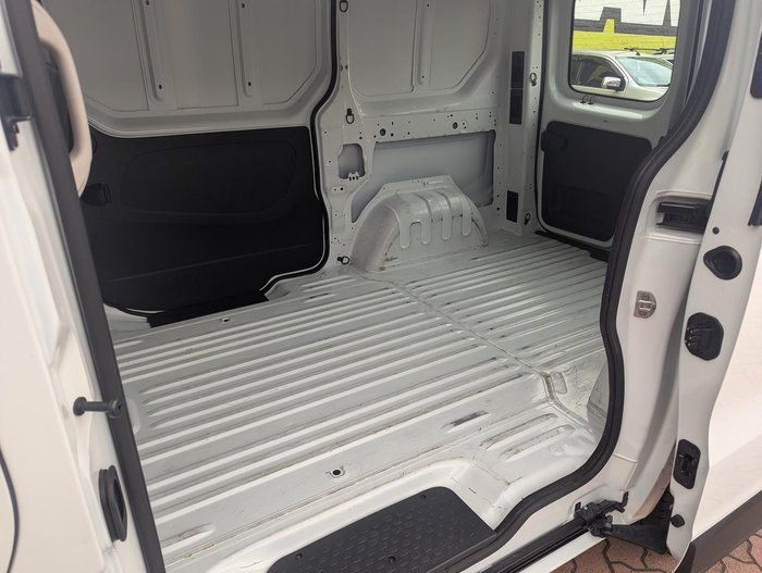 2021 Mitsubishi Express GLX SN MY22 White