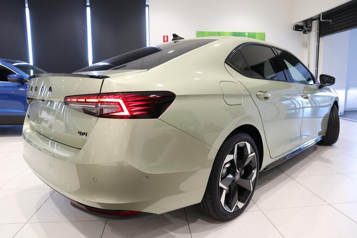 2025 SKODA Superb 195TSI Sportline