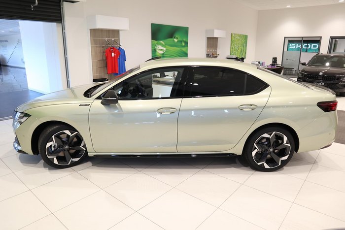 2025 SKODA Superb 195TSI Sportline