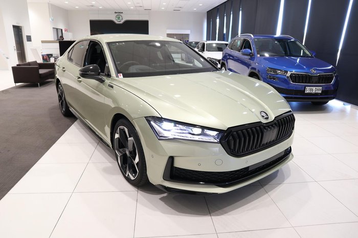 2025 SKODA Superb 195TSI Sportline