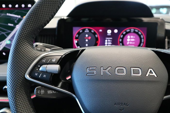 2025 SKODA Superb 195TSI Sportline