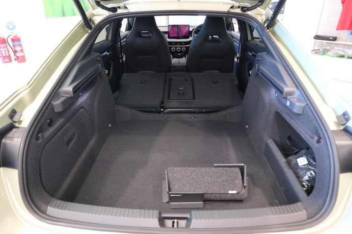 2025 SKODA Superb 195TSI Sportline