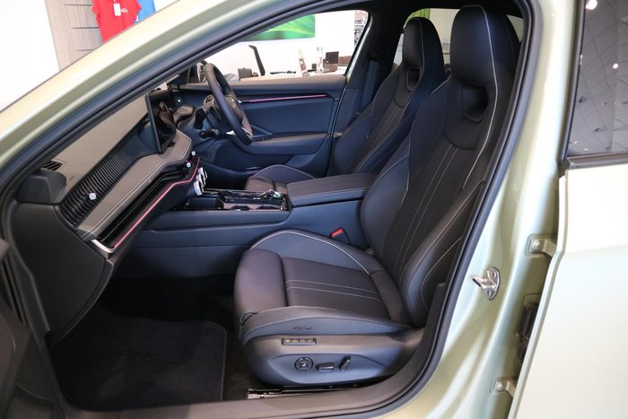 2025 SKODA Superb 195TSI Sportline