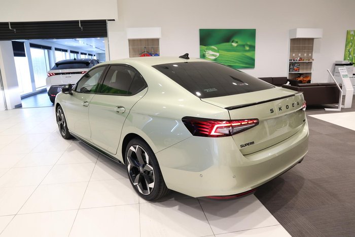 2025 SKODA Superb 195TSI Sportline