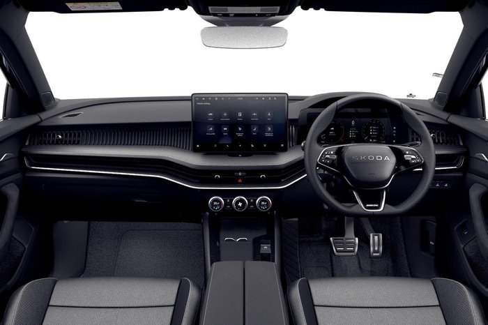 2025 SKODA Superb 195TSI Sportline