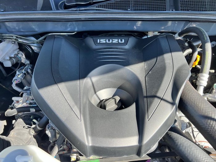 2022 Isuzu D-MAX X-TERRAIN MY23 4X4 Dual Range Basalt Black