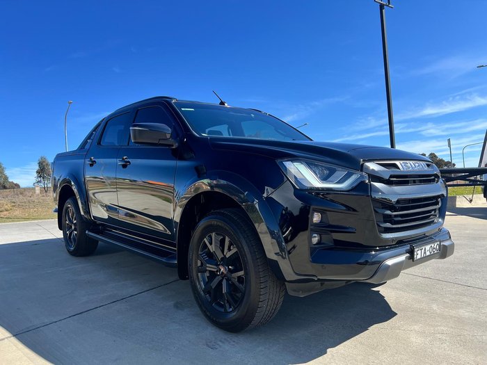 2022 Isuzu D-MAX X-TERRAIN MY23 4X4 Dual Range Basalt Black