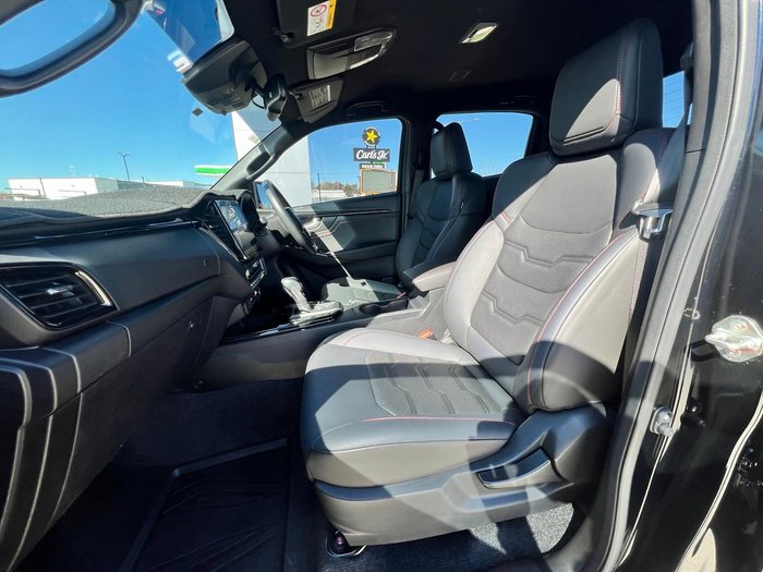 2022 Isuzu D-MAX X-TERRAIN MY23 4X4 Dual Range Basalt Black