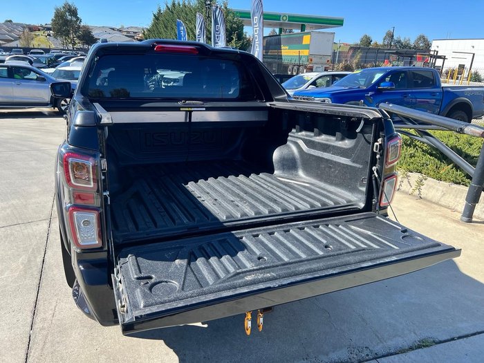 2022 Isuzu D-MAX X-TERRAIN MY23 4X4 Dual Range Basalt Black