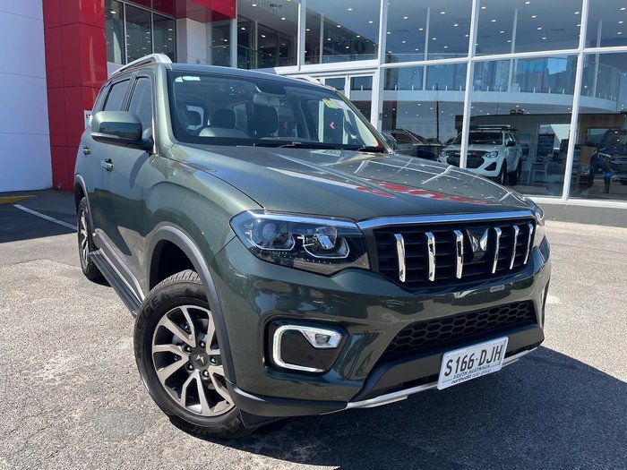 2023 Mahindra Scorpio Z8L