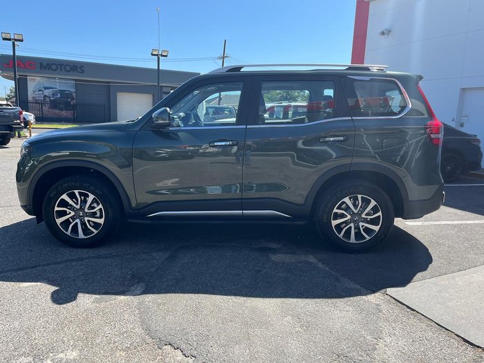 2023 Mahindra Scorpio Z8L