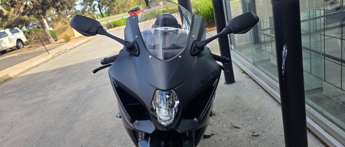 2021 Suzuki GSX-R1000 BLACK
