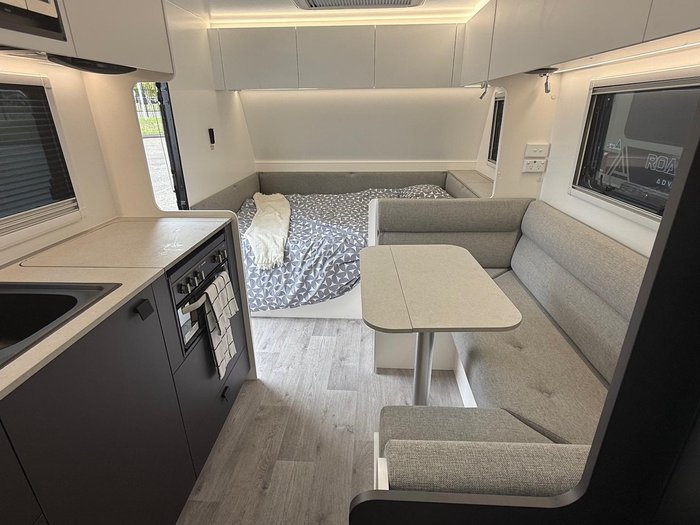 2025 New Age Caravans 19' Roadowl Escape Ro19be