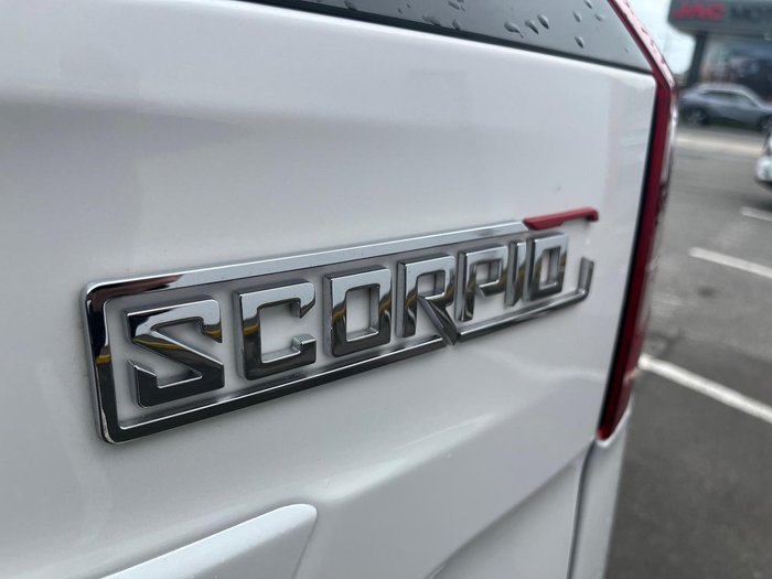 2023 Mahindra Scorpio Z8