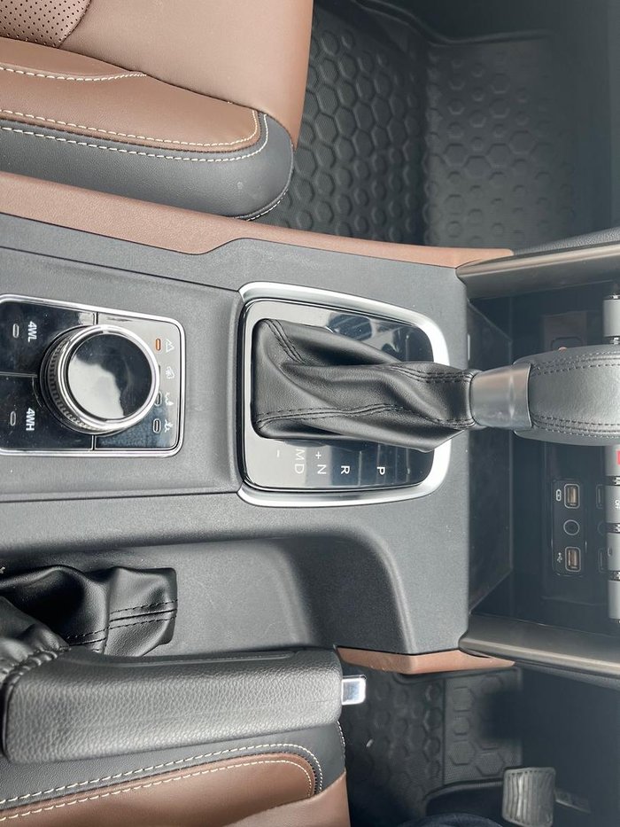 2023 Mahindra Scorpio Z8