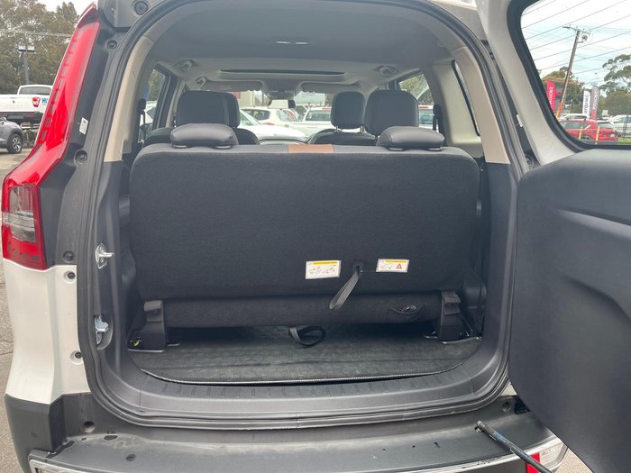 2023 Mahindra Scorpio Z8