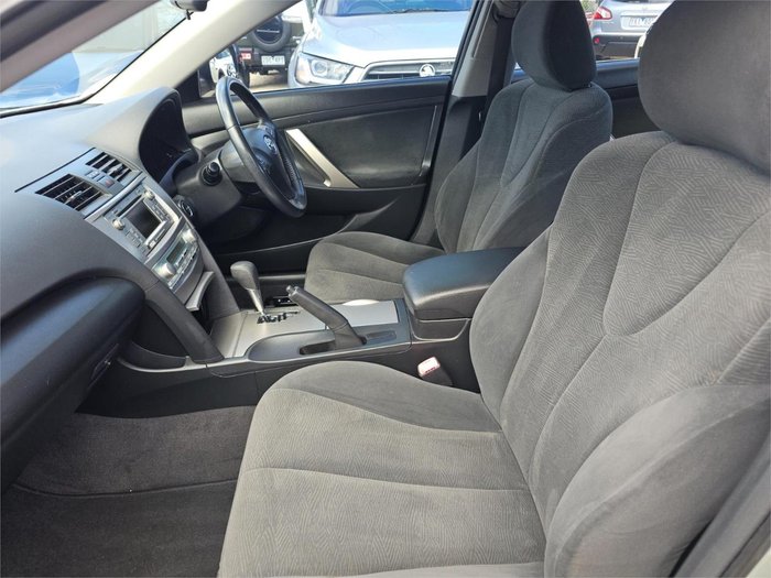 2011 Toyota Camry Hybrid
