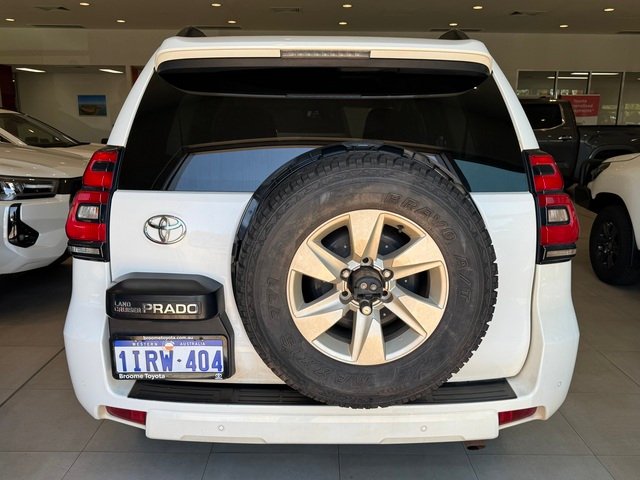 2023 Toyota Prado