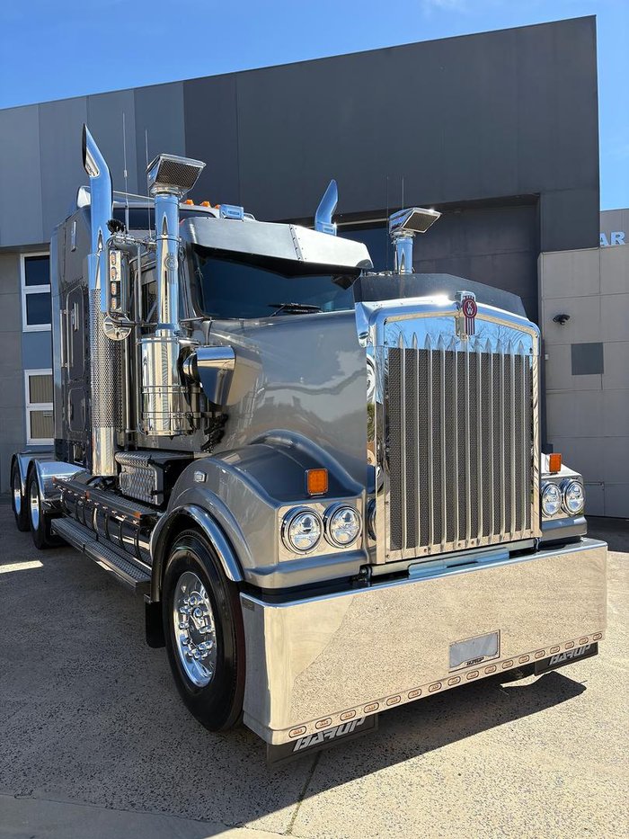 2024 Kenworth T909