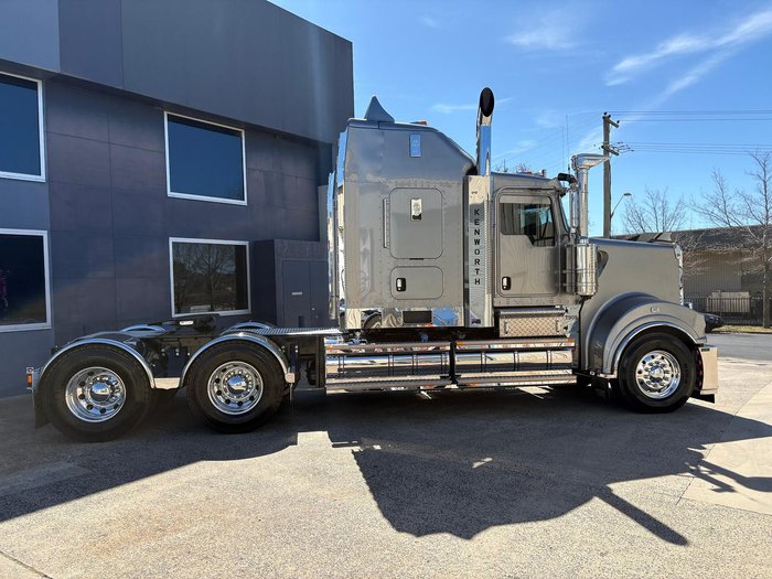2024 Kenworth T909
