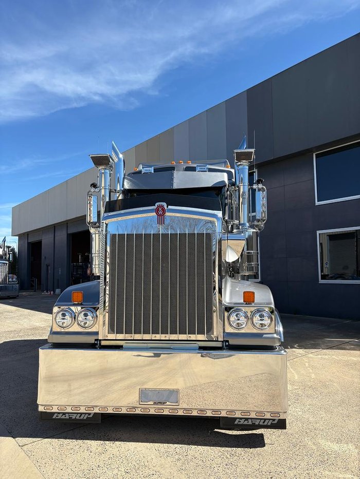 2024 Kenworth T909
