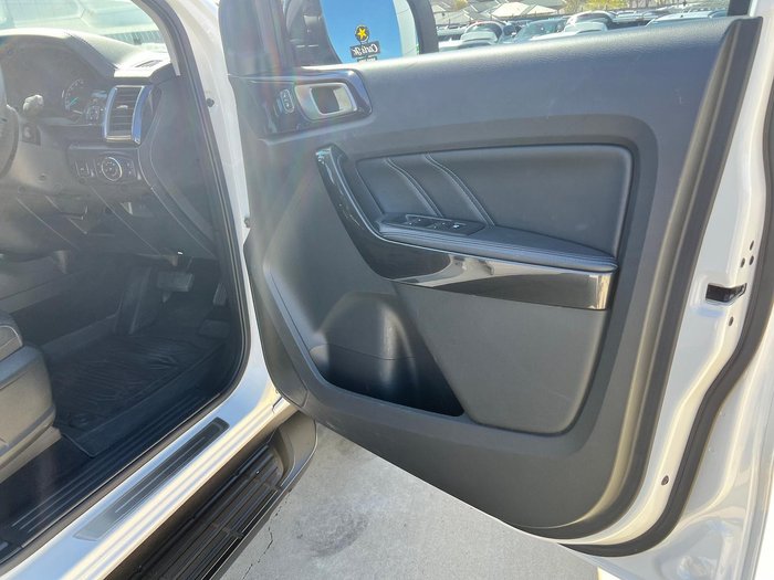 2020 Ford Everest Sport