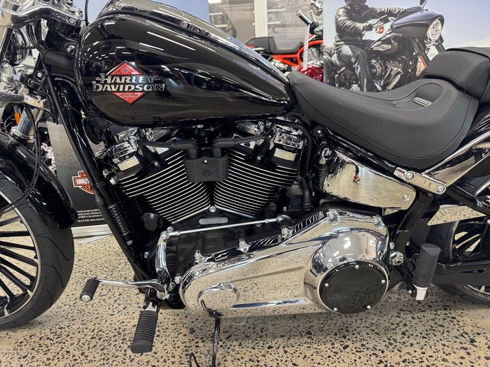 2025 Harley-Davidson Breakout 117 (FXBR) Softail Black