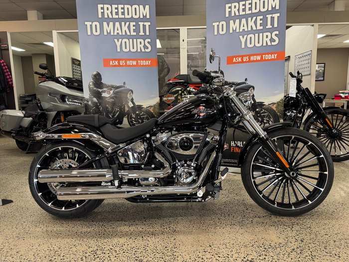 2025 Harley-Davidson Breakout 117 (FXBR) Softail Black