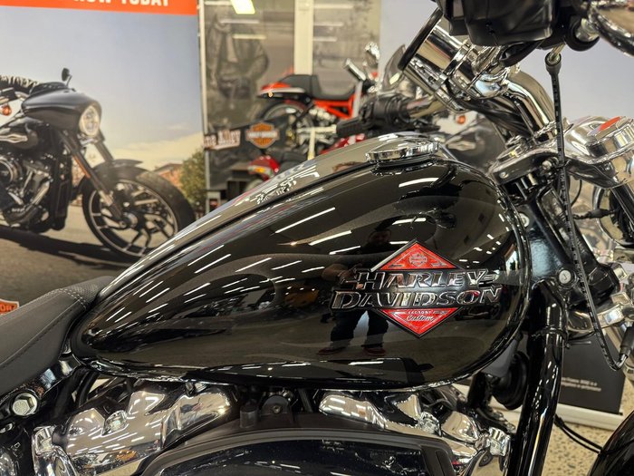 2025 Harley-Davidson Breakout 117 (FXBR) Softail Black