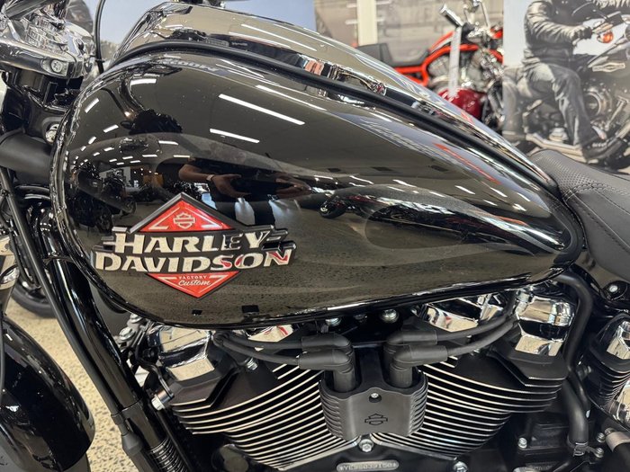 2025 Harley-Davidson Breakout 117 (FXBR) Softail Black