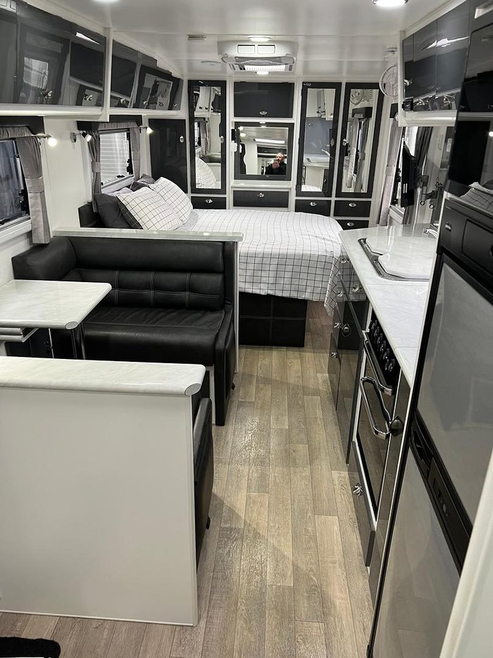 2018 Opal Tourer Mk1 210