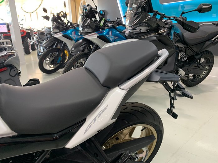 2022 CFMOTO 650 GT ABS
