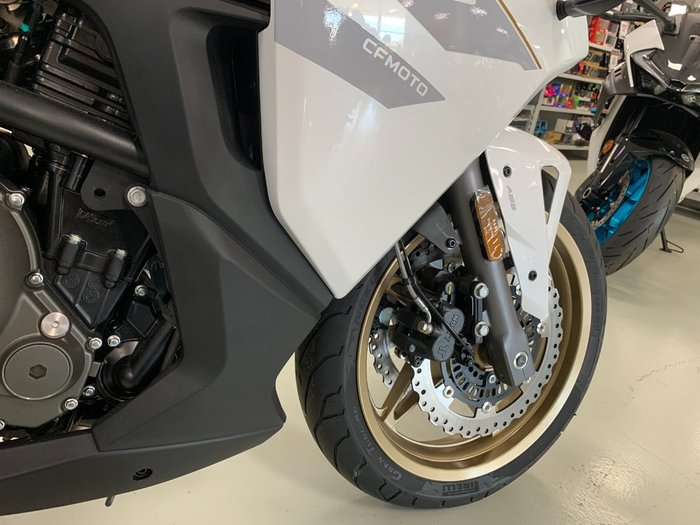 2022 CFMOTO 650 GT ABS