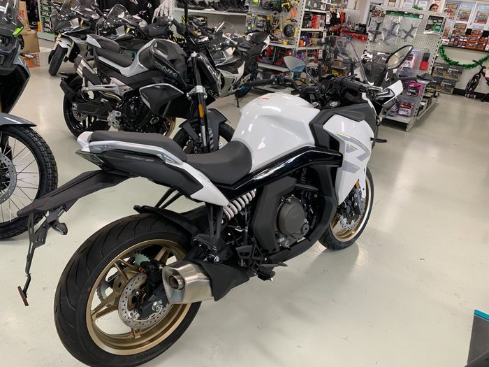 2022 CFMOTO 650 GT ABS