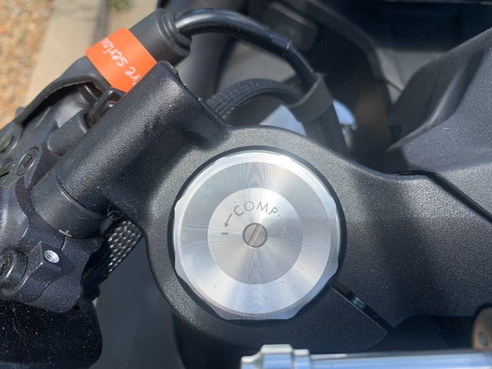 2025 CFMOTO 500 SR VOOM NEBULA WHITE