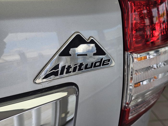 2014 Toyota Landcruiser Prado Altitude KDJ150R MY14 4X4 Dual Range Silver Pearl